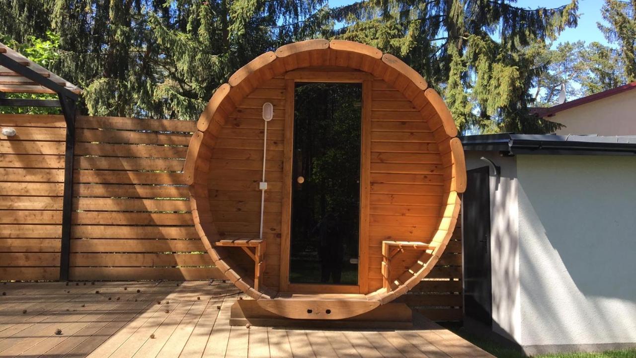 Luksusowy Apartament Pod Lasem, Otwock -Shared Garden, Sauna, Wood Hot Tub! Hot Tub Seasonal! Экстерьер фото